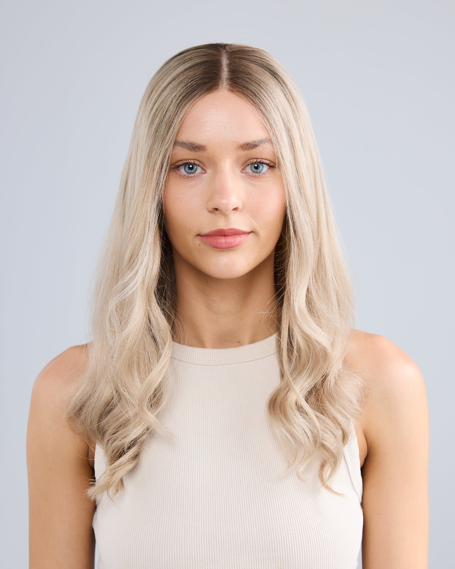 ASH BLONDE BALAYAGE // LUXE WIG // 20 INCHES // M CAP