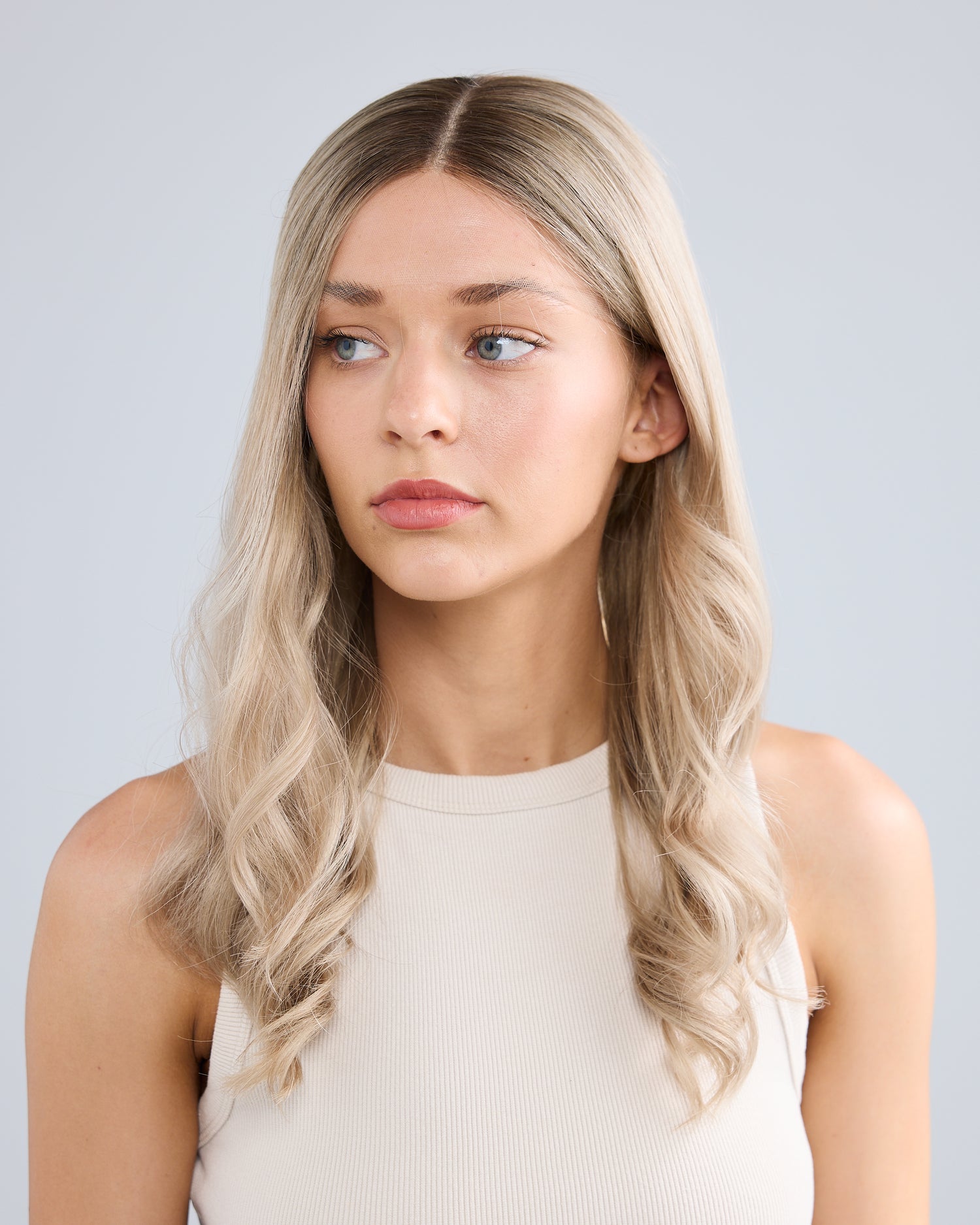 ASH BLONDE BALAYAGE // LUXE WIG // 20 INCHES // M CAP