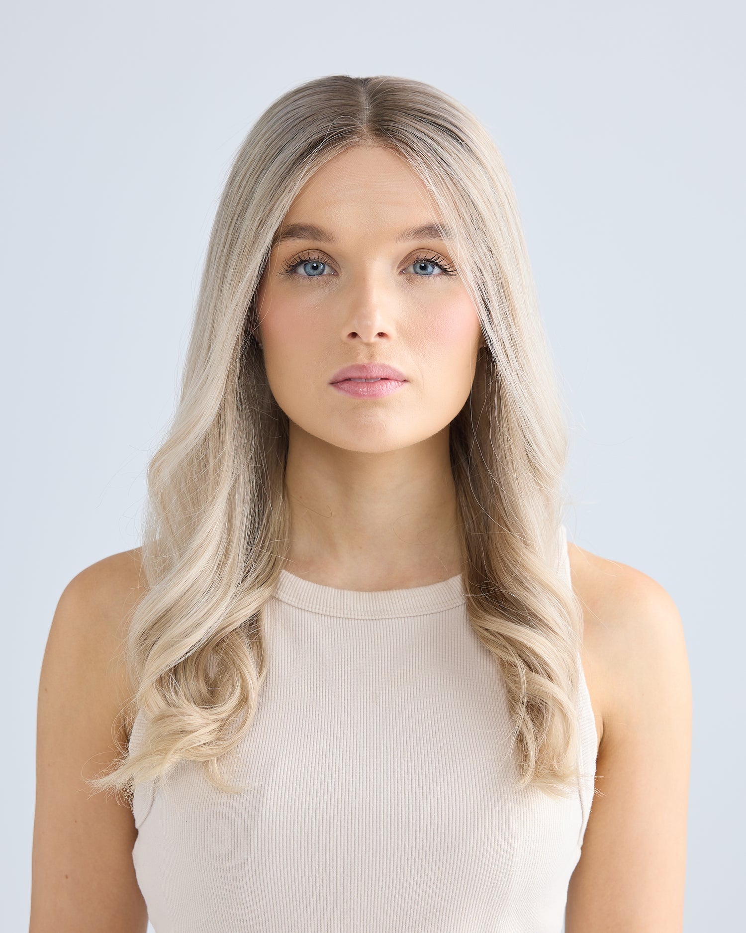 ASH BLONDE BALAYAGE // LUXE WIG // 20 INCHES // M CAP