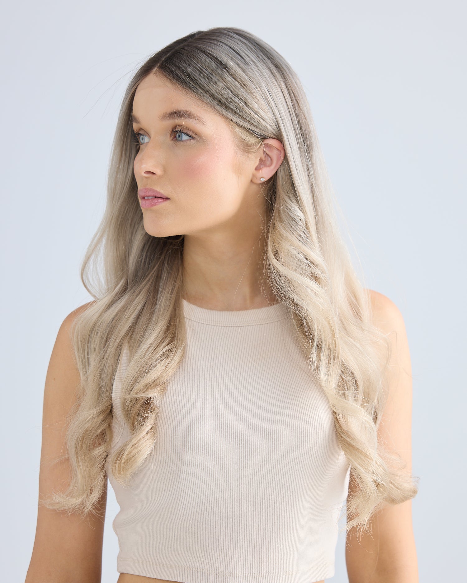 ASH BLONDE BALAYAGE // LUXE WIG // 24 INCHES // S CAP