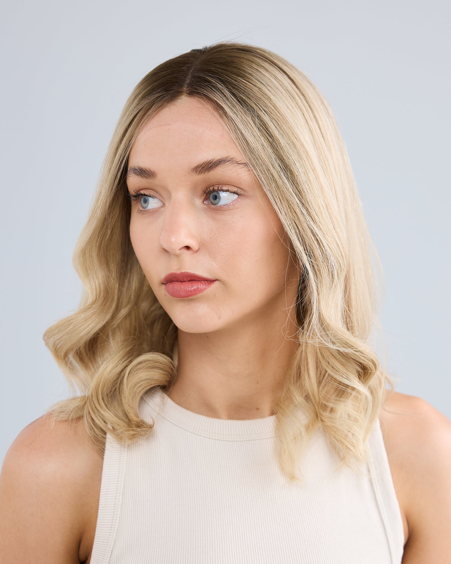 SOFT LIGHT BLONDE // LUXE WIG // 16 INCHES // M CAP