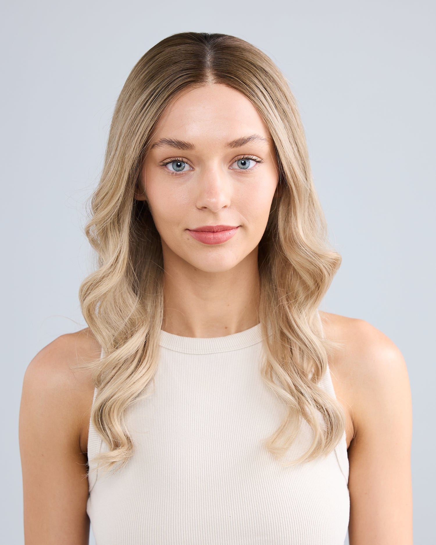 BALAYAGE BLONDE // LUXE WIG // 22 INCHES // S CAP