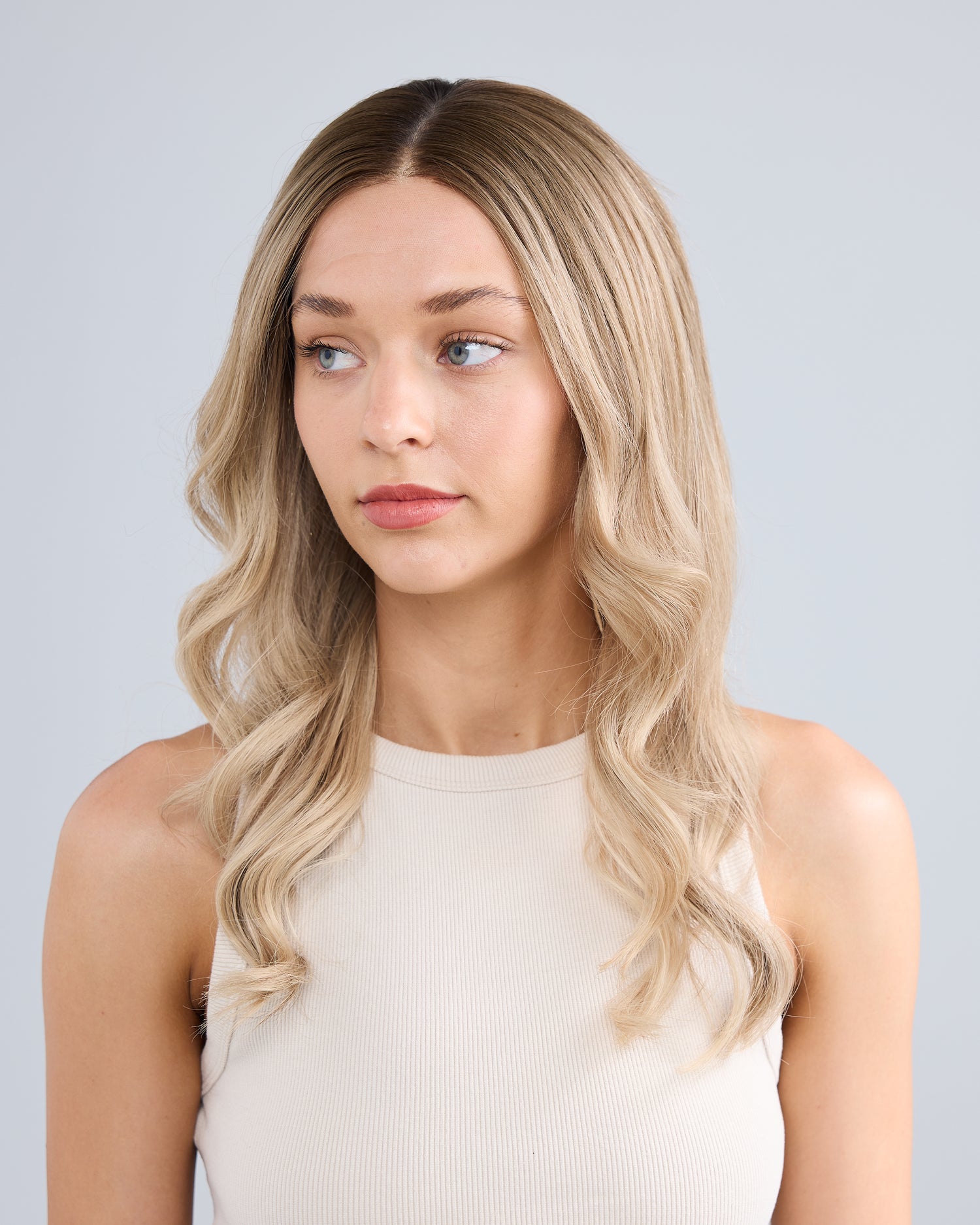 BALAYAGE BLONDE // LUXE WIG // 22 INCHES // S CAP