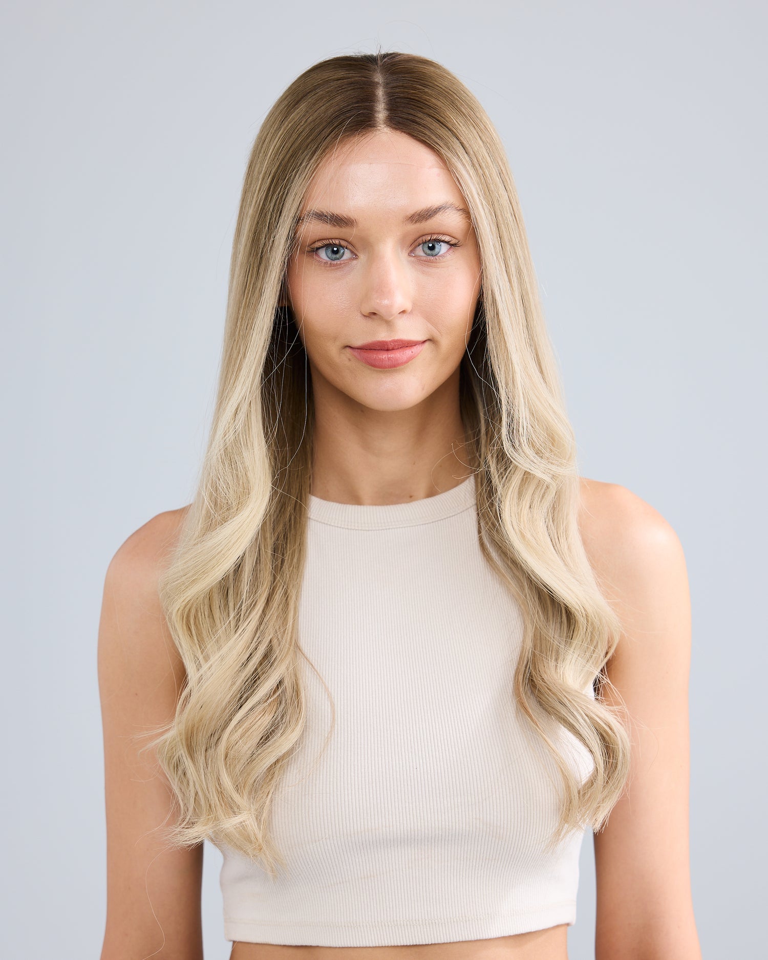 DIMENSIONAL LIGHT BLONDE // LUXE WIG // 24 INCHES // S CAP