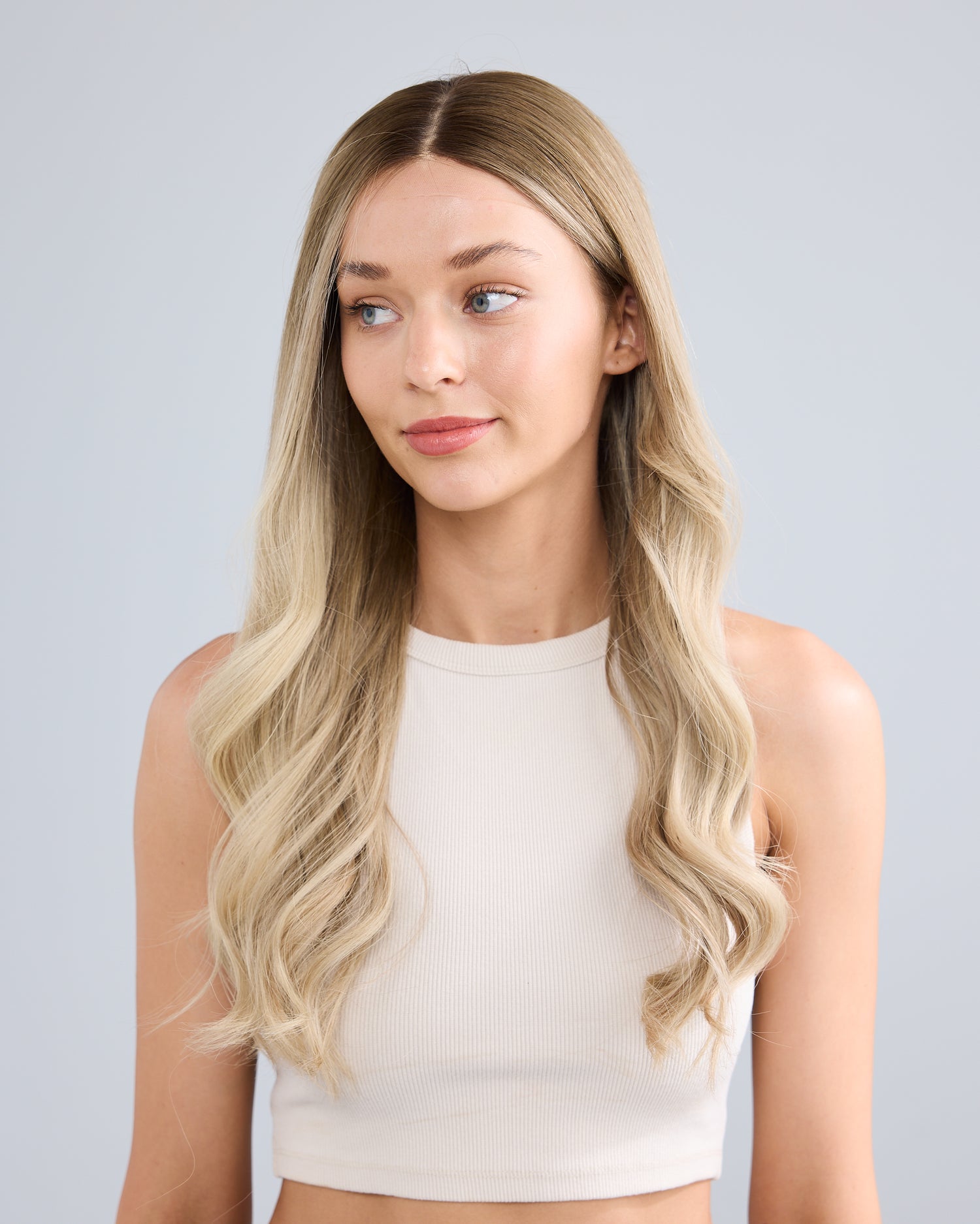 DIMENSIONAL LIGHT BLONDE // LUXE WIG // 24 INCHES // S CAP