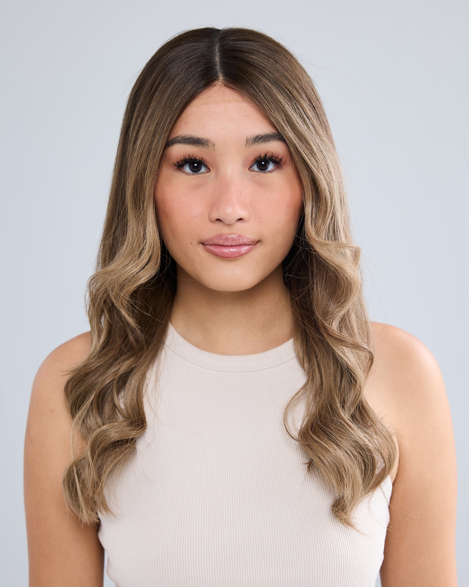 ASH LIGHT BRUNETTE // LUXE WIG // 24 INCHES // M CAP