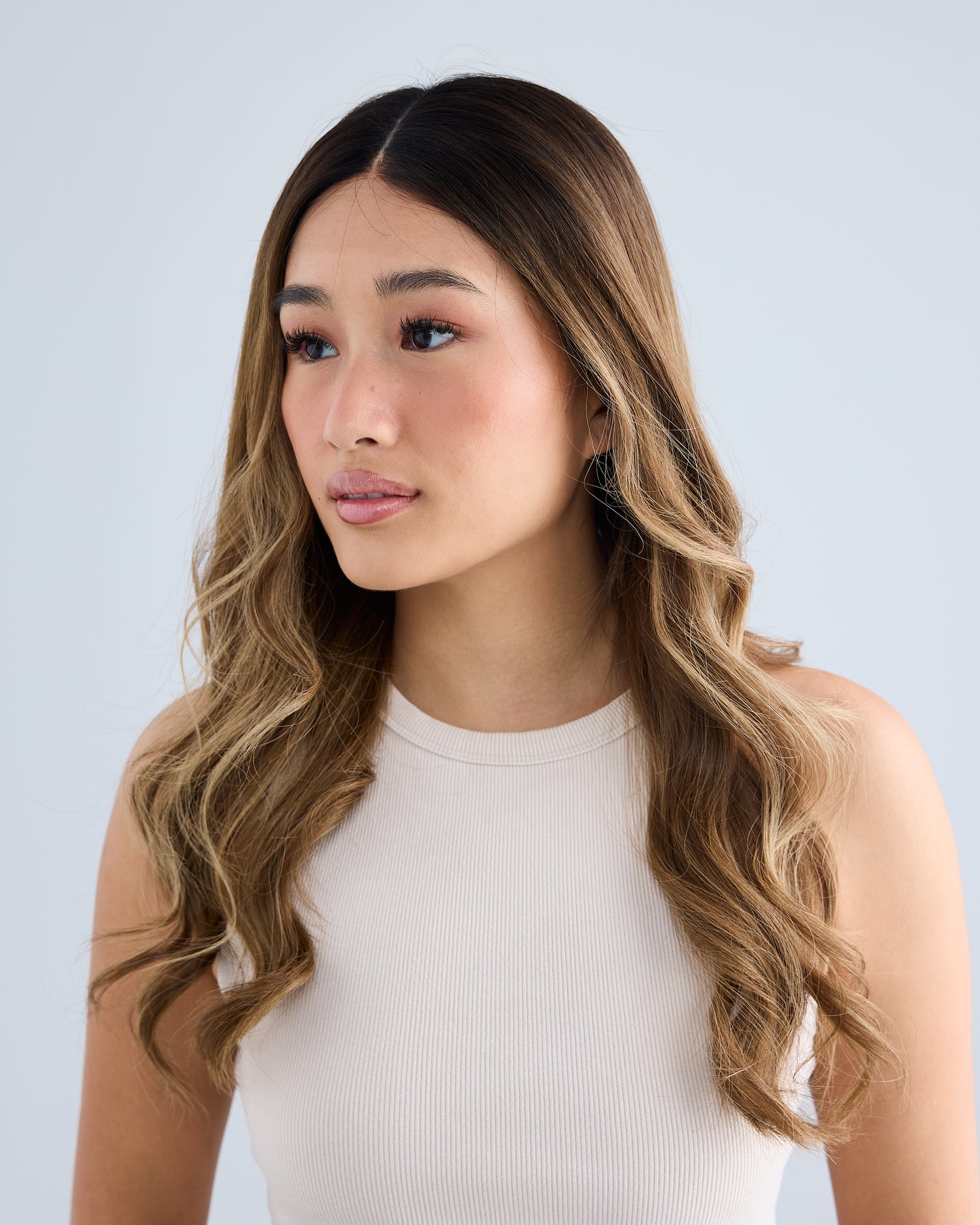 DIMENSIONAL BALAYAGE BRUNETTE // LUXE WIG // 24 INCHES // M CAP