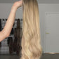 LIGHT MELTED BLONDE // LUXE WIG // 22 INCHES // M CAP