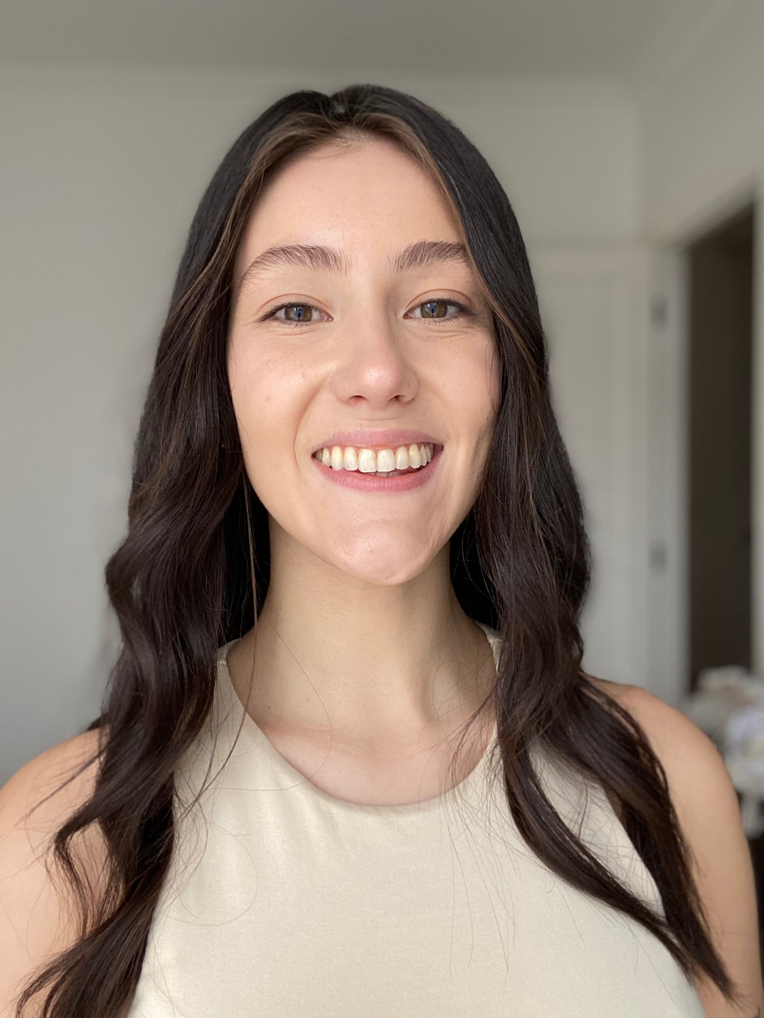 Natural Darkest Brunette // Essentials Wig // 23 inches // M Cap