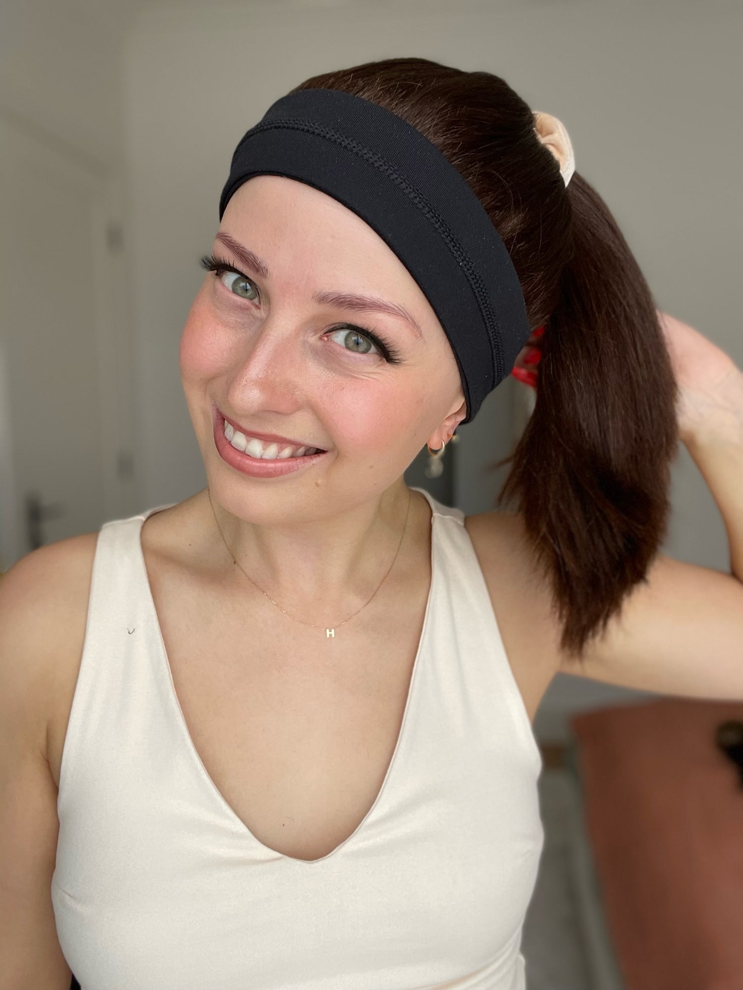 I Only Date Brunettes  // Workout Wig // 20 inches // L Cap