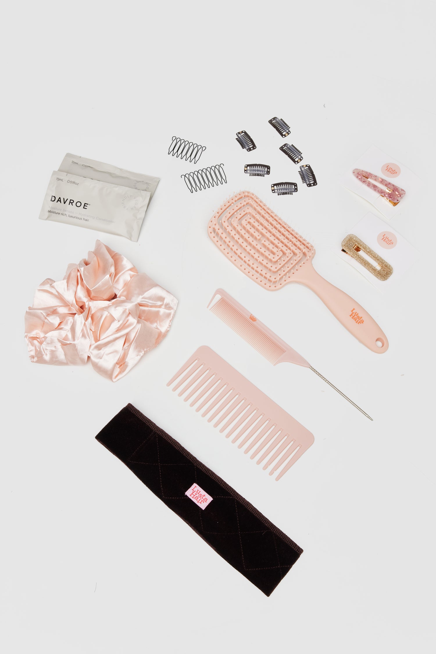 Lusta Wig Accessory Pack