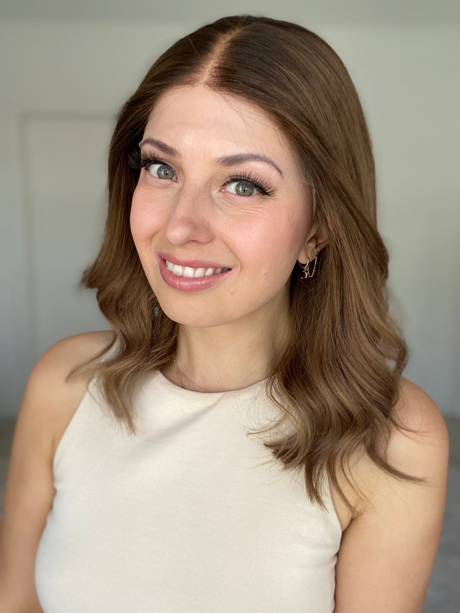 Subtle Brunette Ombre // Luxe Wig // 16 Inches // S Cap