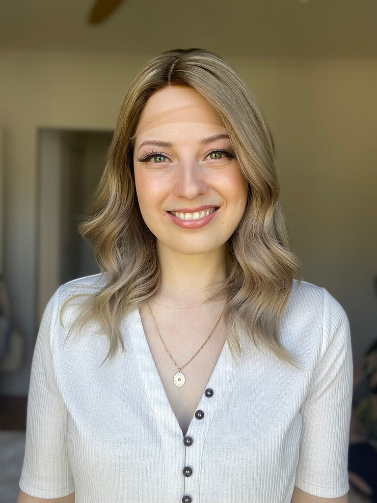 Dimensional Ash Blonde // Lace-Front Essentials Wig // 14-16 Inches // M Cap